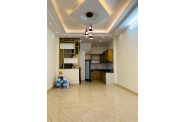 Bán nhà Doãn Kế Thiện _ KD đỉnh _Oto tránh_Vỉa hè_DT 38m_Giá chỉ 5,65tỷ